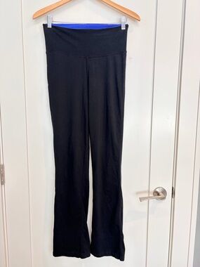 Lululemon Yoga Pants with Blue Waistband